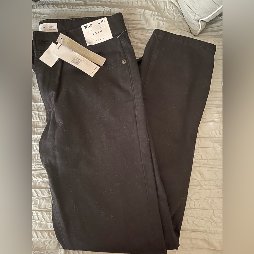 Women’s 30 solid black pants